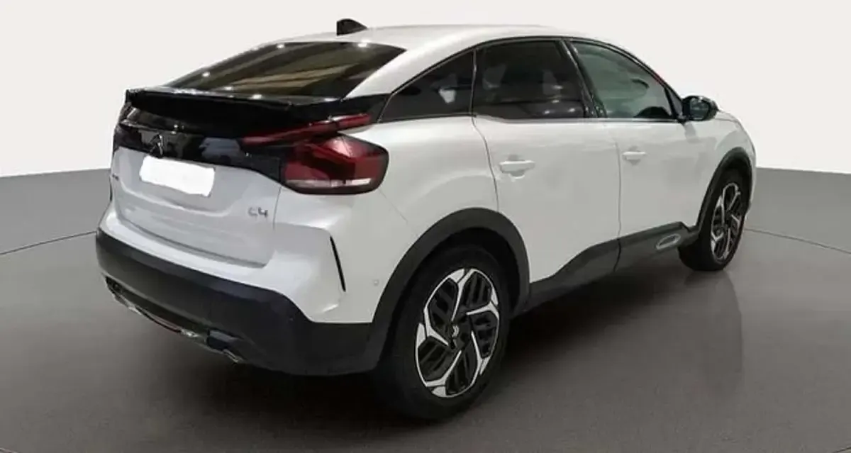 Usado Citroën C4 Feel 101 CV (74 kW) 2023 Blanco SUV