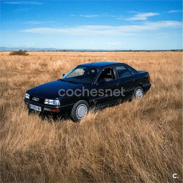 Usado Audi 90 133 CV (97 kW) 1991 Azul Berlina