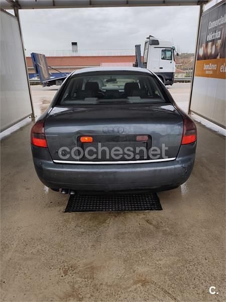 Gris / plata Usado 2004 Audi A6 Berlina | 1500 € (Buen precio) - Imagen 1/4