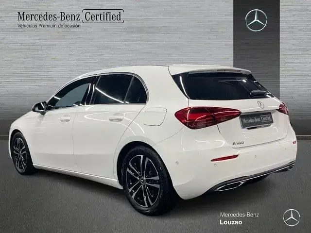 Usado Mercedes A180 136 CV (100 kW) 2024 Blanco polar