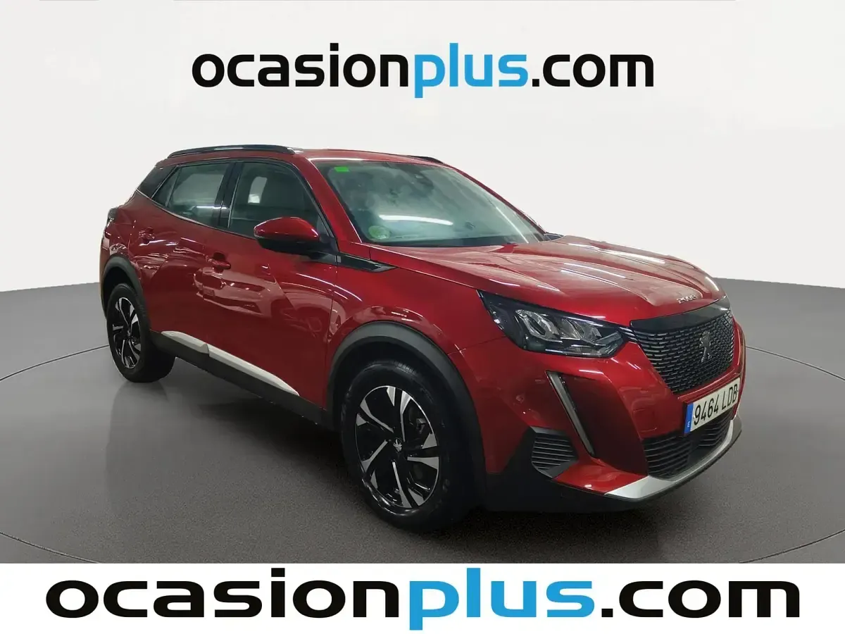 Usado Peugeot 2008 Allure 131 CV (96 kW) 2019 Rojo SUV