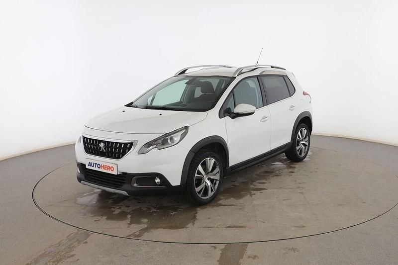 Blanco Usado 2017 Peugeot 2008 Allure SUV | 9999 € (Precio justo) - Imagen 1/3