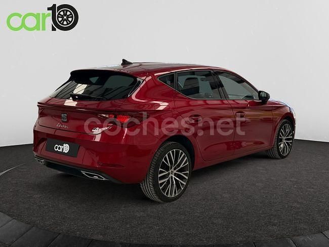 Usado Seat Leon FR 204 CV (150 kW) 2021 Rojo Berlina