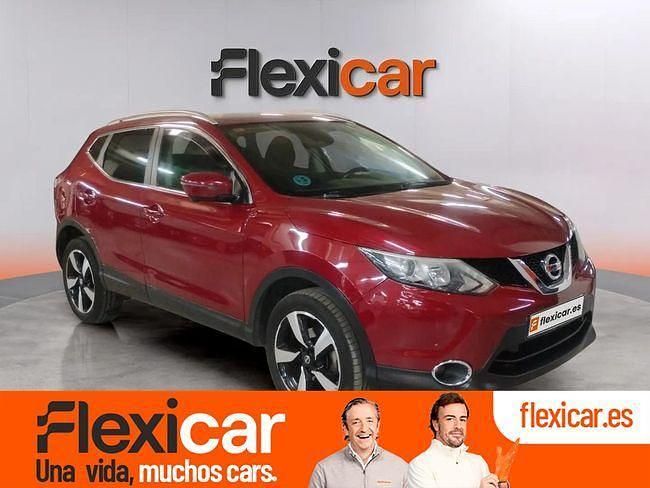 Usado Nissan Qashqai N-Connecta 110 CV (80 kW) 2017 Rojo SUV