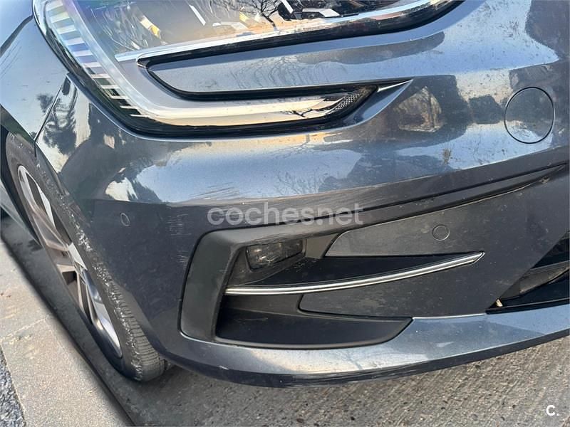 Usado Renault Mégane GrandTour Techno 140 CV (102 kW) 2022 Negro Familiar