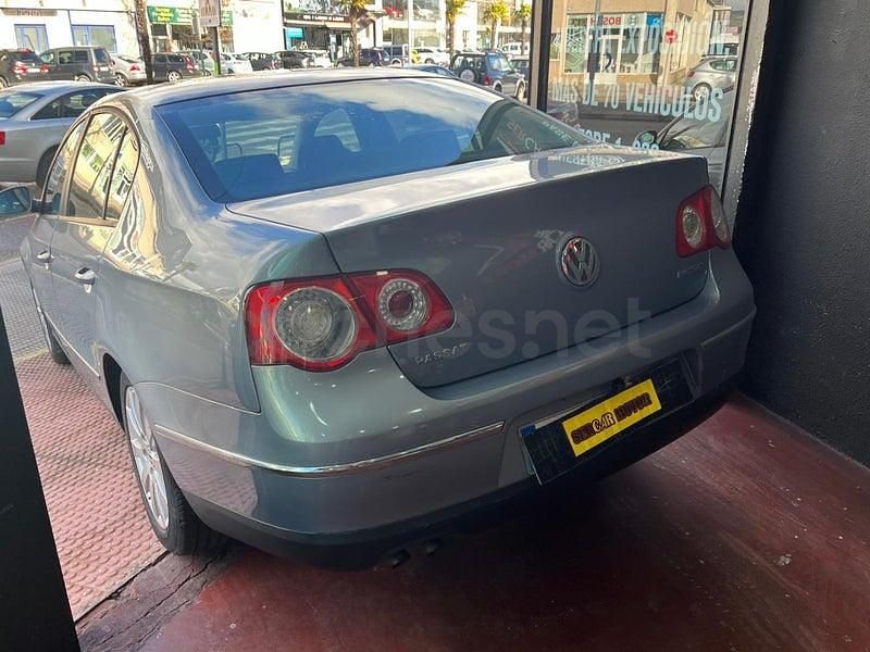 Usado VW Passat Advance 105 CV (77 kW) 2008 Azul Berlina