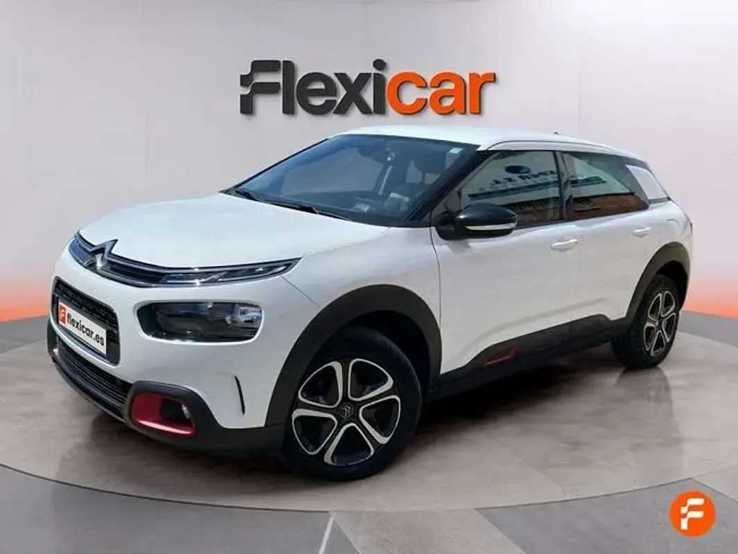 Usado Citroën C4 Cactus PureTech 110 CV (80 kW) 2020 Blanco Utilitario