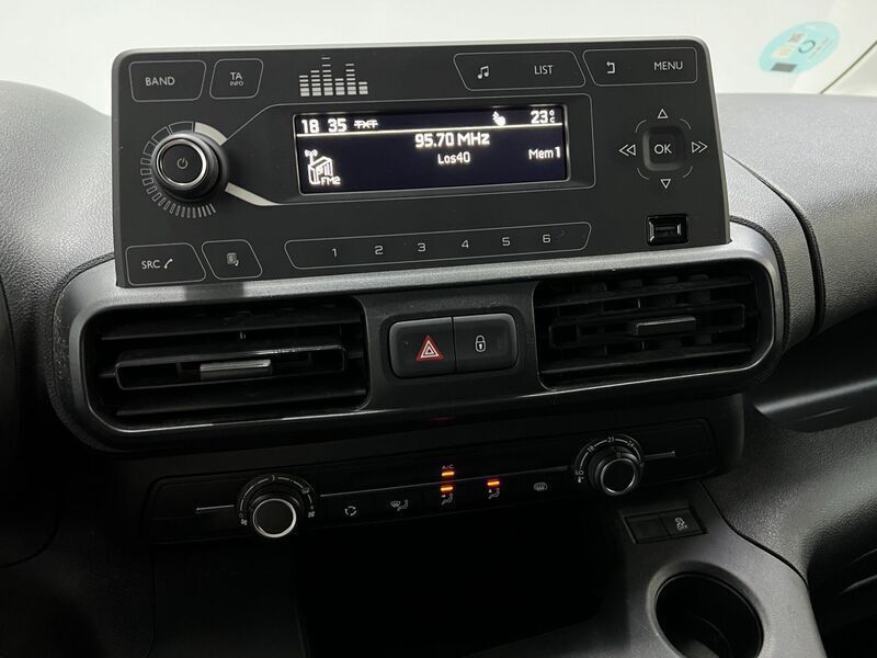 Usado Opel Combo Life Selective 100 CV (73 kW) 2019 Blanco