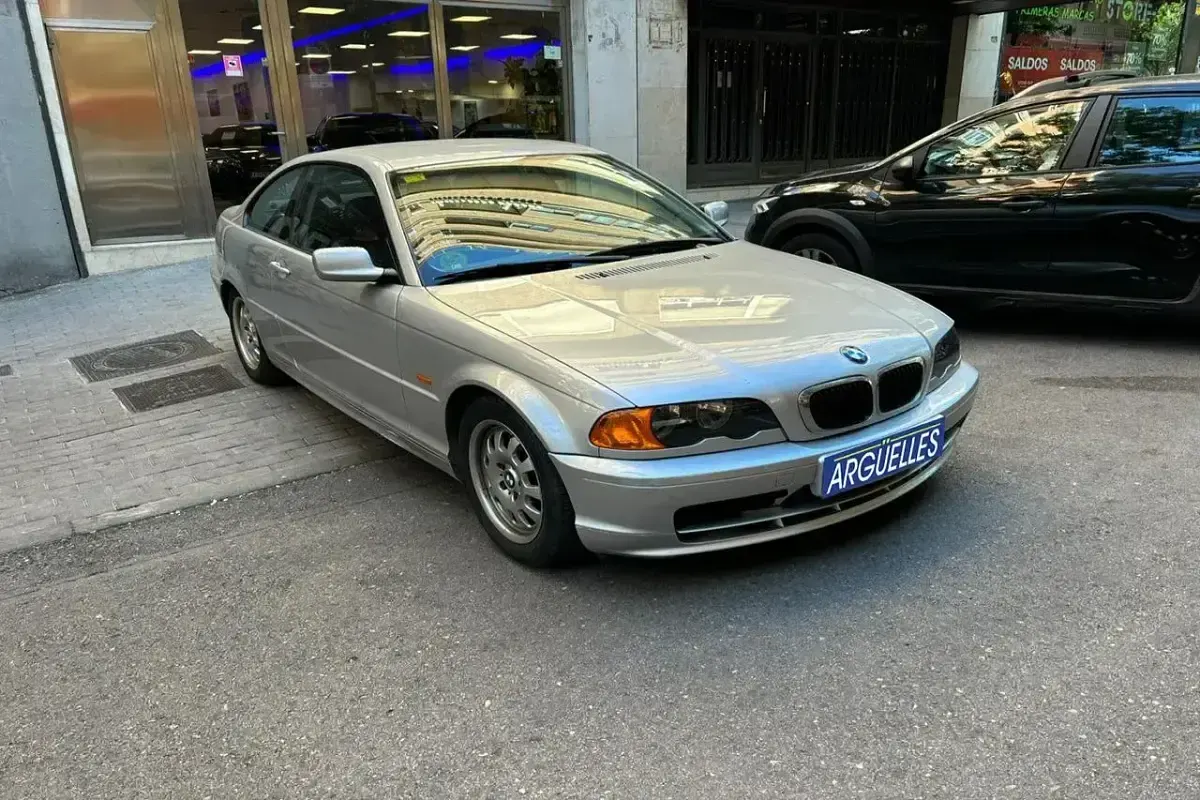 Usado BMW 318 143 CV (105 kW) 1970 Gris Coupe