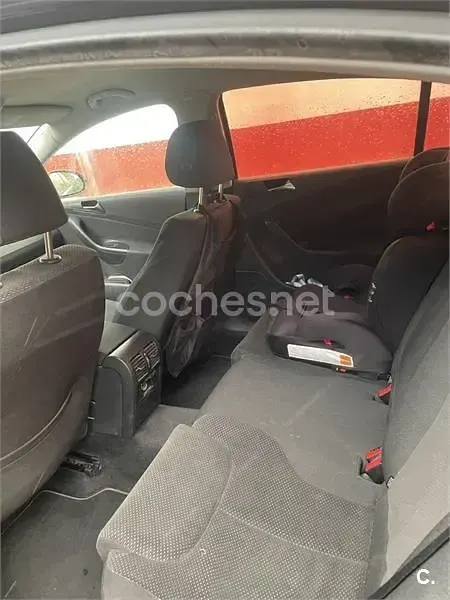 Usado VW Passat Individual 140 CV (102 kW) 2008 Negro Berlina