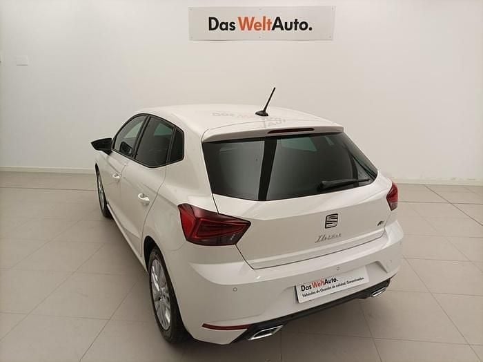 Blanco Usado 2024 Seat Ibiza FR | 19.400 € (Precio justo) - Imagen 1/4