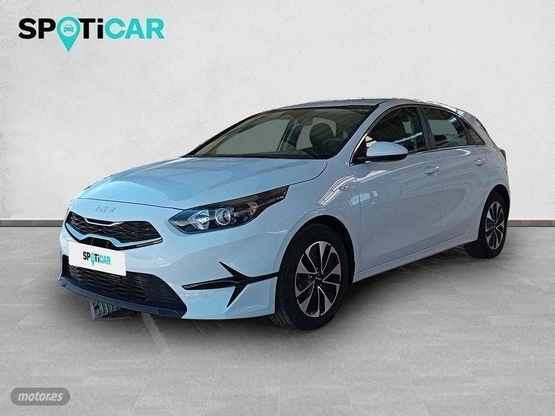 Blanco Usado 2024 Kia Ceed Berlina | 18.800 € (Precio justo) - Imagen 1/4