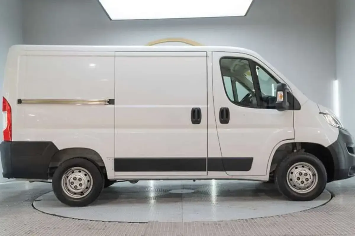 Usado Opel Movano 120 CV (88 kW) 2022 Blanco Van