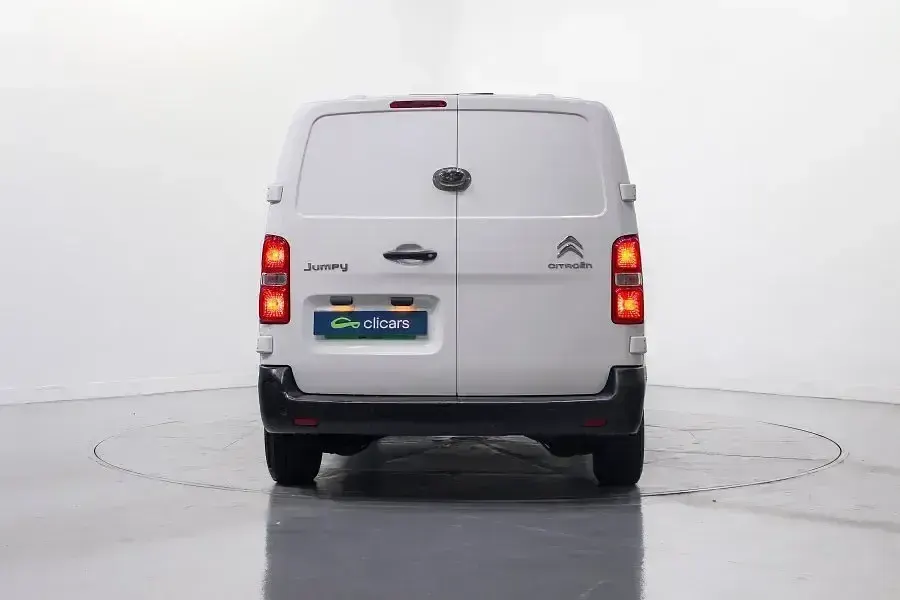 Käytetty Citroën Jumpy 100 HP (73 kW) 2022 Valkoinen Tila-auto