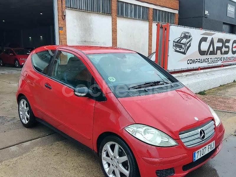 Usado Mercedes A180 109 CV (80 kW) 2007 Rojo Berlina