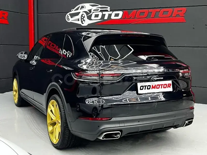 Usado Porsche Cayenne 340 CV (250 kW) 2020 Negro SUV