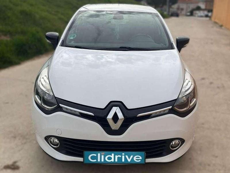 Usado Renault Clio IV LIMITED 90 CV (66 kW) 2016 Blanco Utilitario
