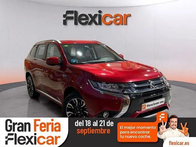 Rojo Usado 2017 Mitsubishi Outlander P-HEV SUV | 19.790 € (Precio justo) - Imagen 1/4