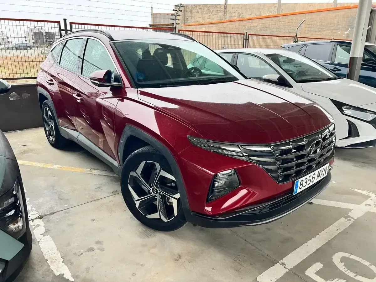 Usado Hyundai Tucson 265 CV (194 kW) 2024 Rojo SUV