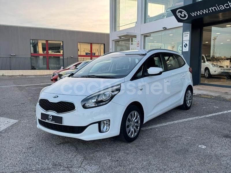 Usado Kia Carens 135 CV (99 kW) 2015 Blanco Monovolumen