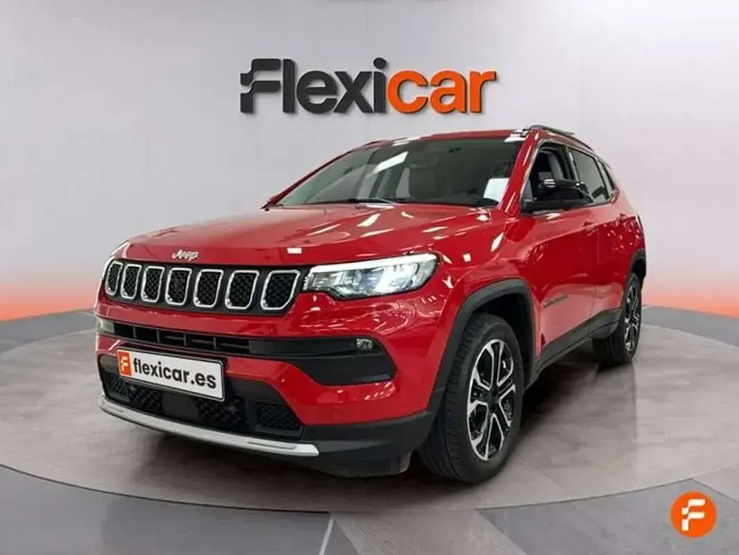 Usado Jeep Compass Altitude 131 CV (96 kW) 2023 Rojo SUV