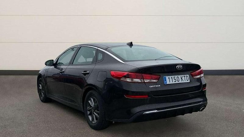 Usado Kia Optima 137 CV (100 kW) 2019 Marrón Berlina