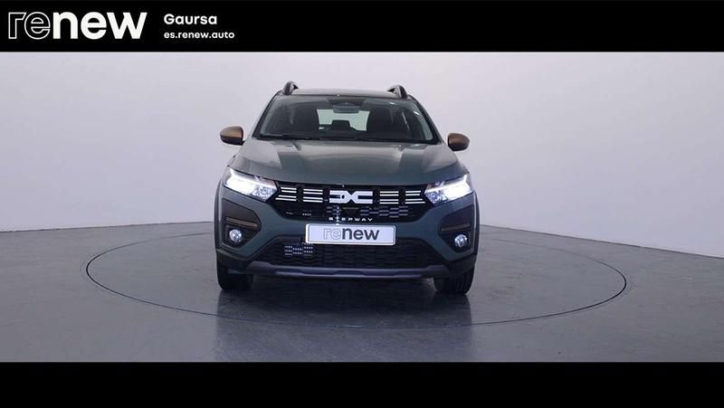 Usado Dacia Sandero Extreme 101 CV (74 kW) 2025 Verde Berlina