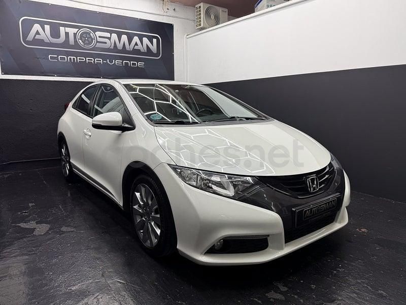 Usado Honda Civic Sport 100 CV (73 kW) 2012 Blanco Berlina