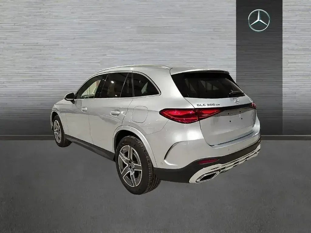 Nuevo Mercedes GLC300de 333 CV (244 kW) 2026 Gris SUV