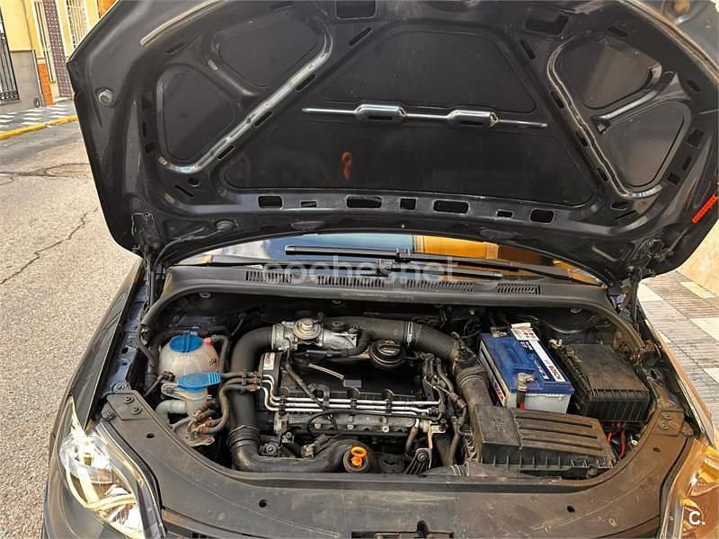 Usado VW Golf Plus Cross Sportline 105 CV (77 kW) 2006 Negro Monovolumen