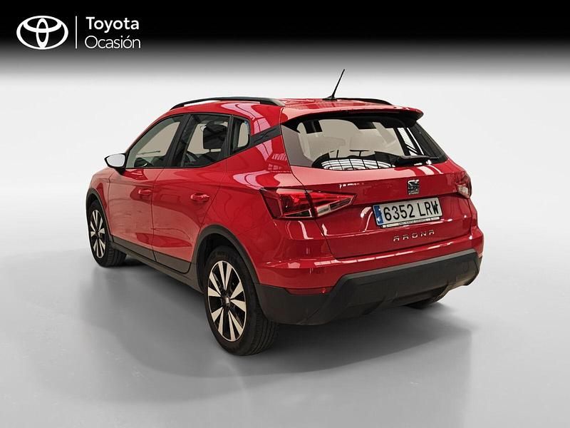 Usado Seat Arona Style 110 CV (80 kW) 2021 Rojo SUV
