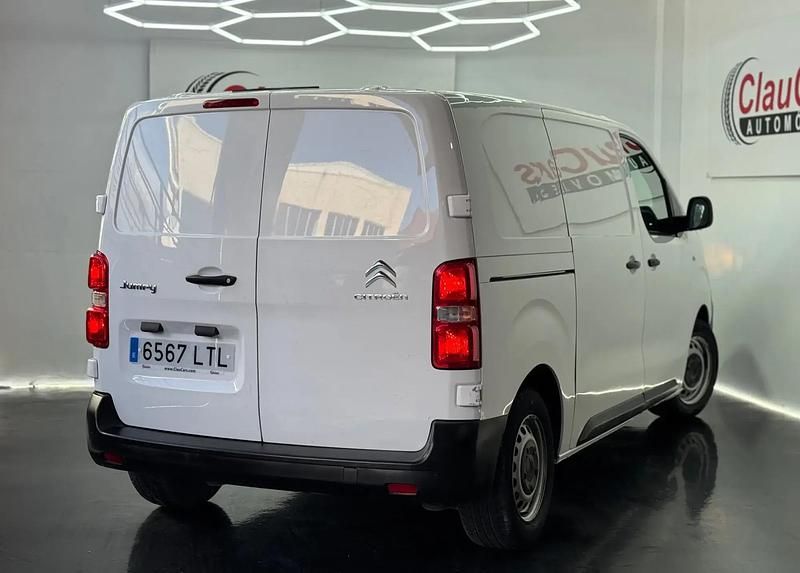Usado Citroën Jumpy 100 CV (73 kW) 2021 Blanco Monovolumen