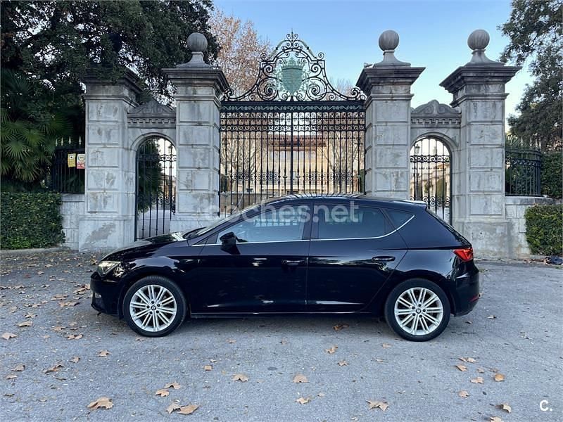 Usado Seat Leon XCELLENCE 150 CV (110 kW) 2017 Negro Berlina