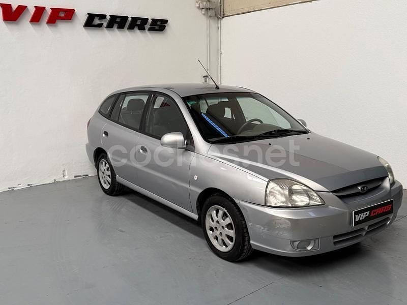 Gris / plata Usado 2005 Kia Rio Berlina | 2899 € (Super precio) - Imagen 1/4