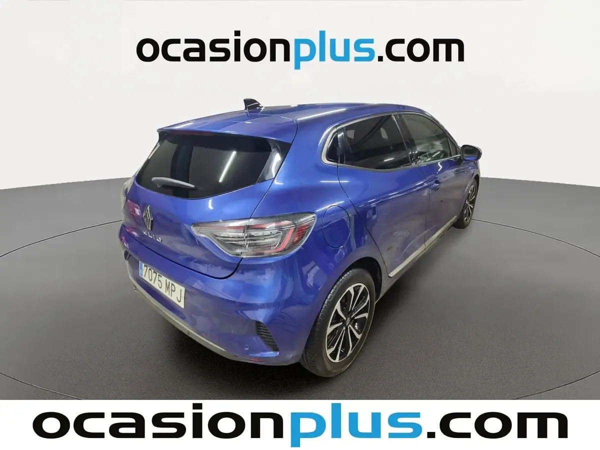 Usado Renault Clio Techno 91 CV (66 kW) 2024 Azul Utilitario
