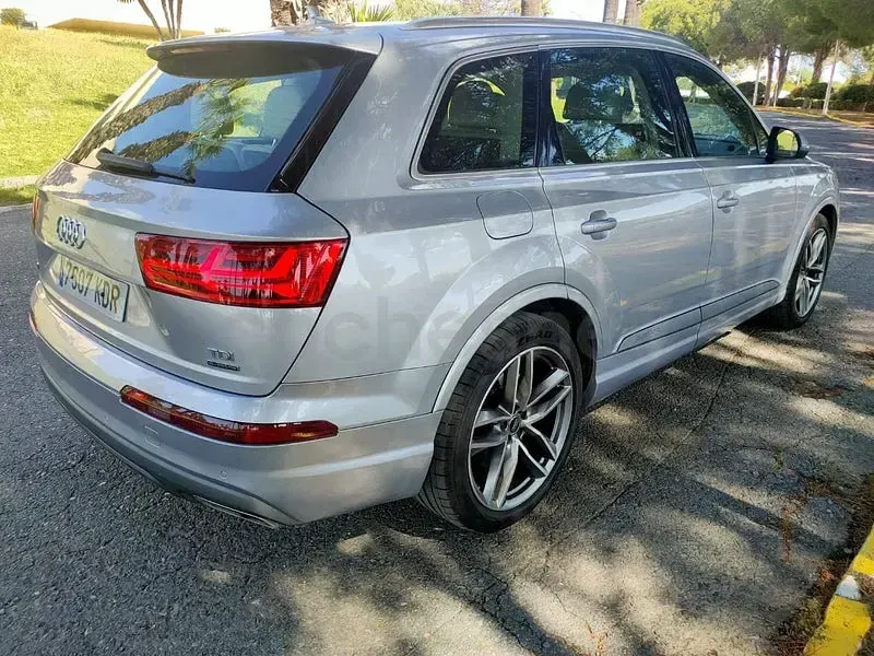 Usado Audi Q7 272 CV (200 kW) 2017 Gris / plata SUV