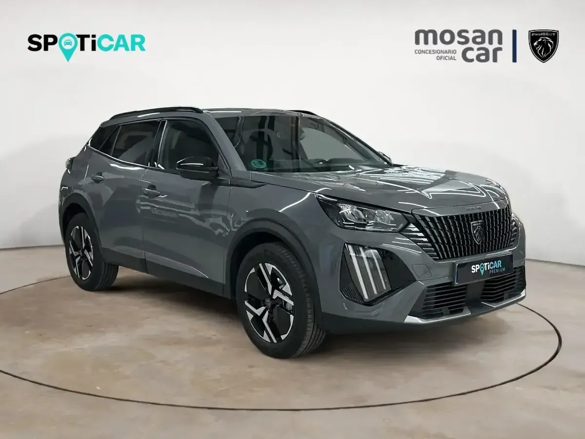 Uusi Peugeot 2008 Allure 100 HP (73 kW) 2025 Harmaa Katumaasturi