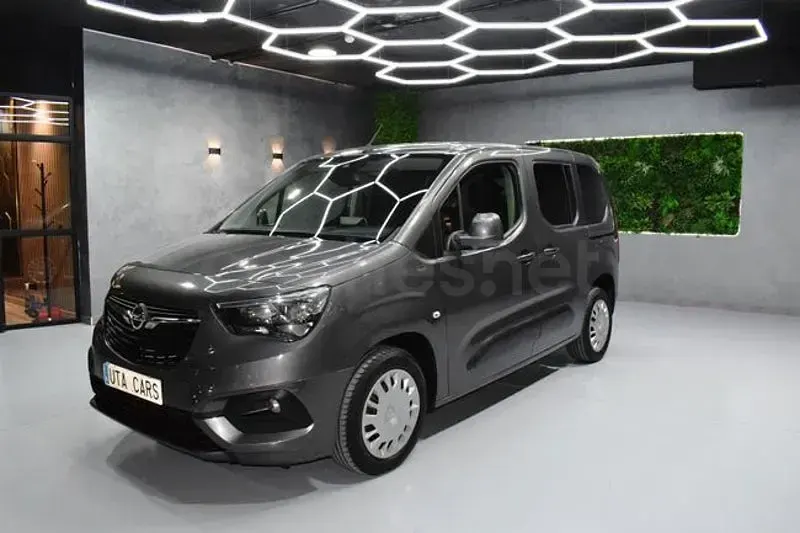 Usado Opel Combo Life Selective 130 CV (95 kW) 2018 Marrón Monovolumen