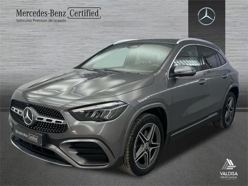 Gris montaña Usado 2025 Mercedes GLA200 AMG line SUV | 47.600 € (Precio justo) - Imagen 1/3
