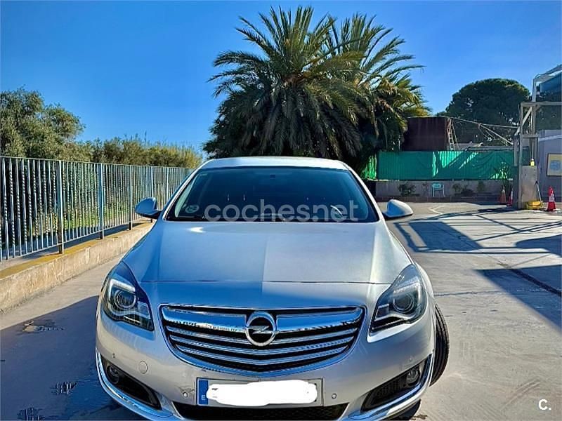 Usado Opel Insignia Selective 120 CV (88 kW) 2014 Gris / plata Berlina