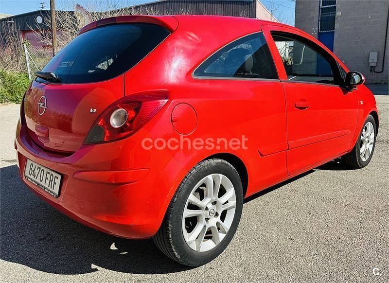 Usado Opel Corsa Sport 90 CV (66 kW) 2007 Rojo Utilitario