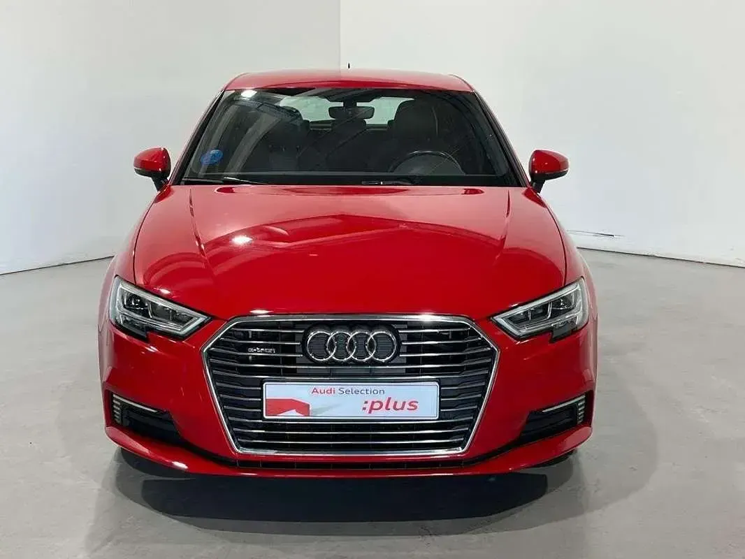 Usado Audi A3 Sportback e-tron S-Line 204 CV (150 kW) 2020 Rojo Utilitario