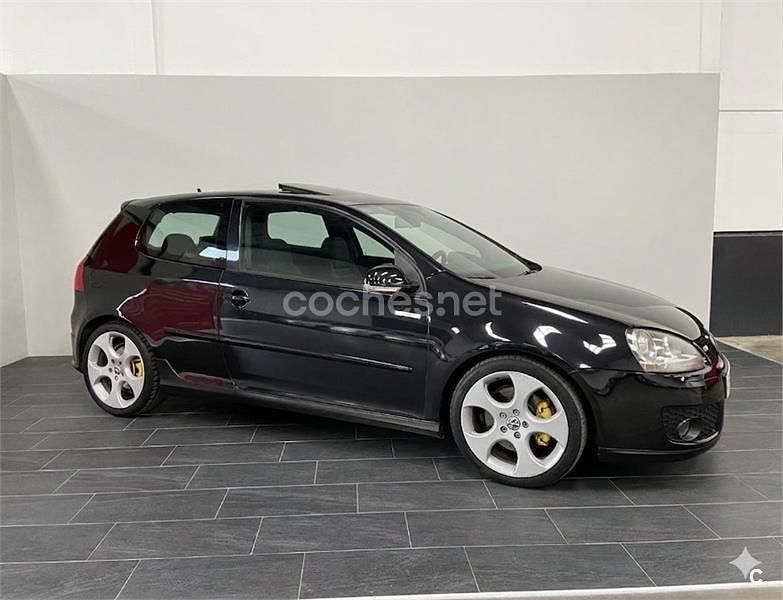 Usado VW Golf VI GTI 200 CV (147 kW) 2009 Negro Utilitario