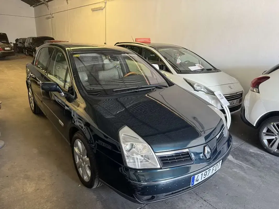 Usado Renault Vel Satis Initiale 140 CV (102 kW) 2007 Verde Utilitario