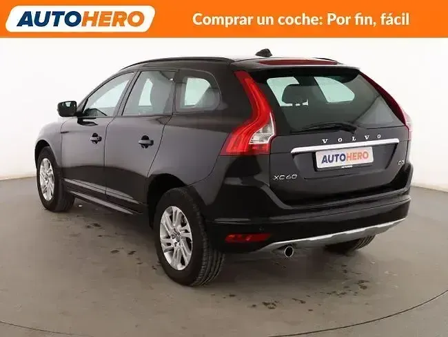 Usado Volvo XC60 Kinetic 136 CV (100 kW) 2014 Negro SUV