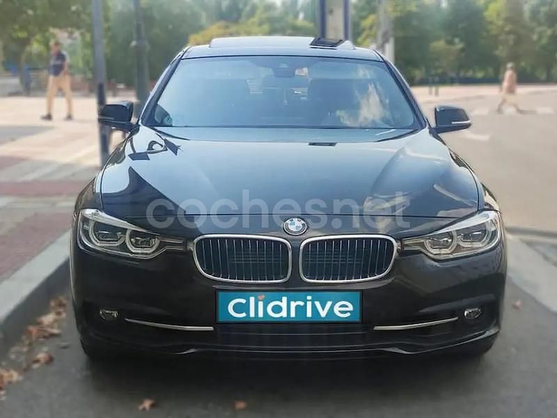 Usado BMW 330e 252 CV (185 kW) 2018 Negro Berlina