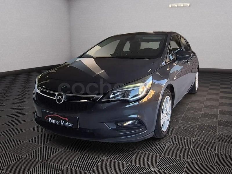 Usado Opel Astra Selective 125 HP (91 kW) 2015 Cinzento Sedan