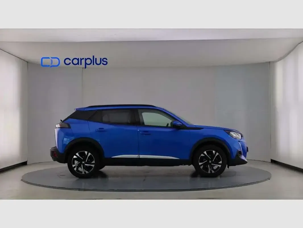 Usado Peugeot 2008 Allure 110 CV (80 kW) 2021 Azul SUV