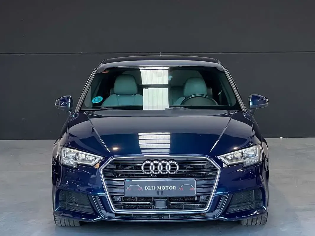 Usado Audi A3 Sportback S-Line 190 CV (139 kW) 2017 Azul Utilitario