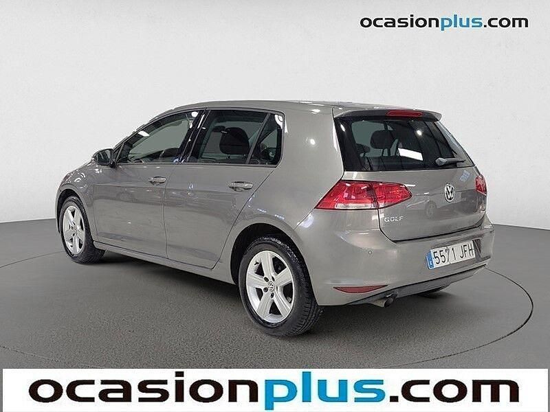 Usado VW Golf VII Advance 105 CV (77 kW) 2015 Gris Utilitario